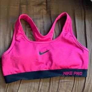 Nike Pro Sports Bra